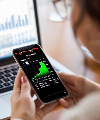 סוף שבוע חיובי בשווקים: עליות שערים במדדים המובילים בעולם